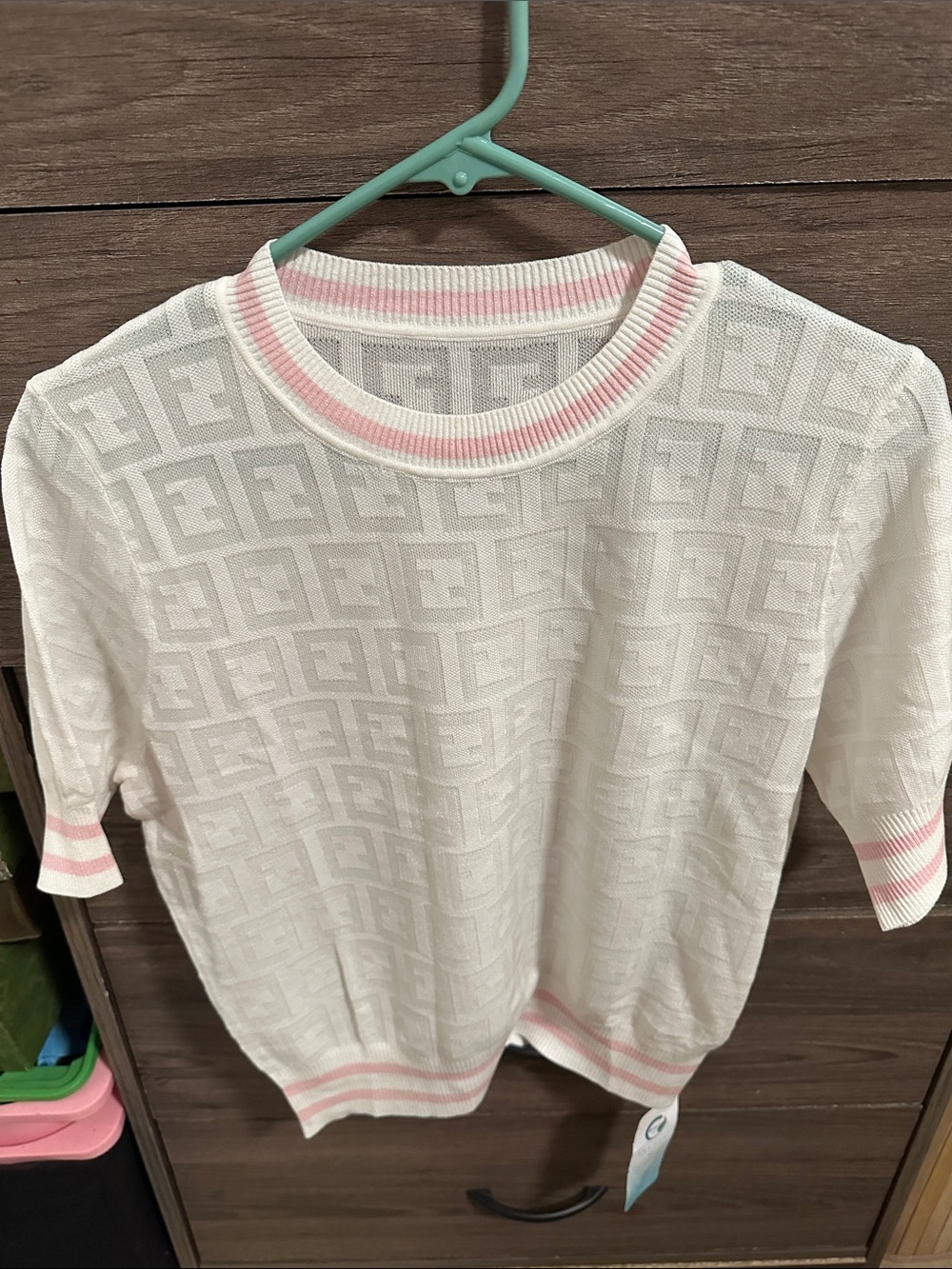 White Short-Sleeve Knit Top size M